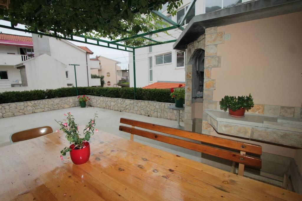 Cosey Studio Apartment For 2 Free Private Parking Makarska Luaran gambar