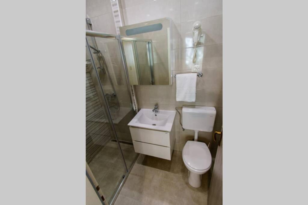 Cosey Studio Apartment For 2 Free Private Parking Makarska Luaran gambar